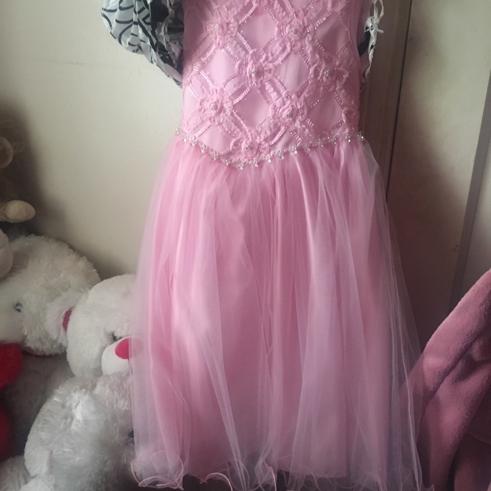 Pink dress brand new- nice dress for Easter